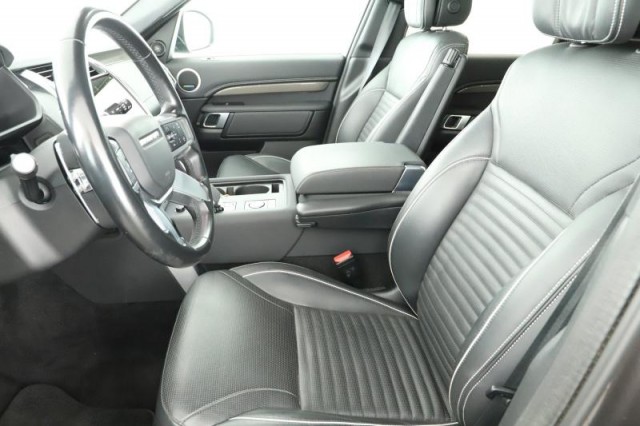Land Rover Discovery  D300 