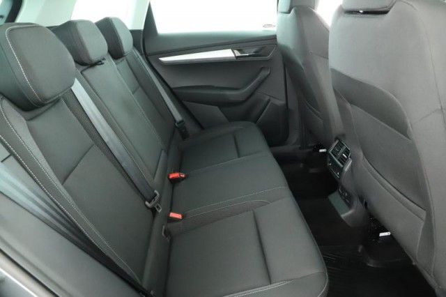 Škoda Karoq  1.5 TSI Fresh