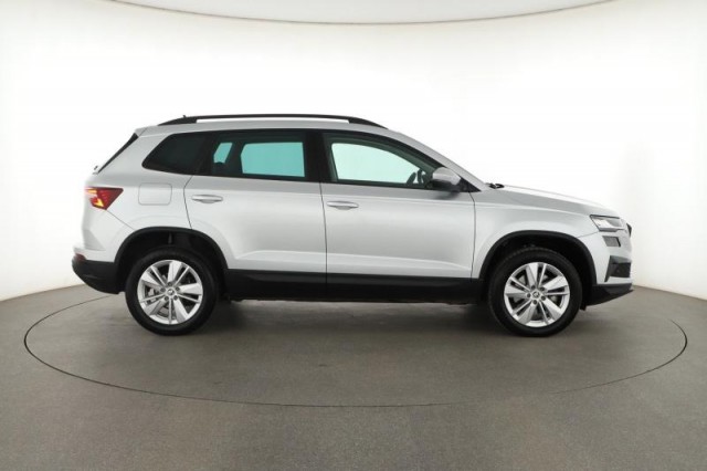 Škoda Karoq  1.5 TSI Fresh