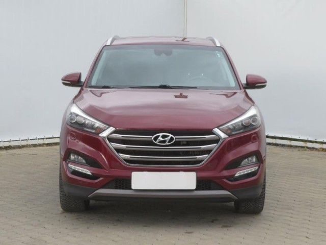 Hyundai Tucson  2.0 CRDi 
