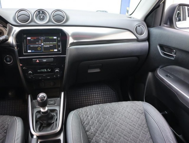 Suzuki Vitara  1.4 BoosterJet 