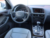 Audi Q5  2.0 TDI 