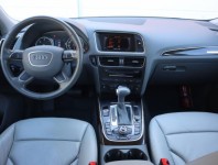 Audi Q5  2.0 TDI 