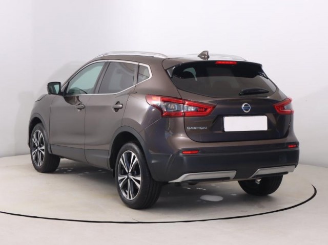 Nissan Qashqai  1.6 DIG-T N-Connecta