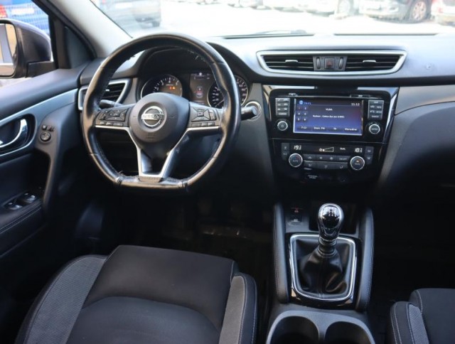 Nissan Qashqai  1.6 DIG-T N-Connecta
