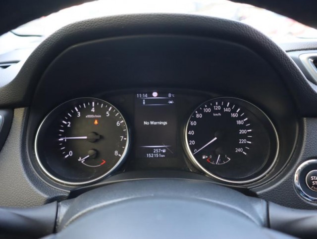 Nissan Qashqai  1.6 DIG-T N-Connecta