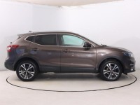 Nissan Qashqai  1.6 DIG-T N-Connecta