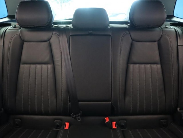 Škoda Karoq  1.6 TDI 