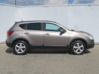 Nissan Qashqai  1.6 
