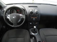 Nissan Qashqai  1.6 