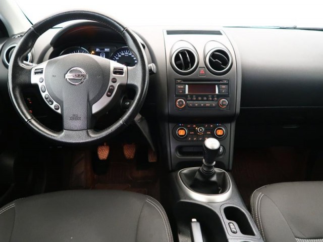 Nissan Qashqai  1.5 dCi 