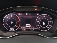 Audi Q5  3.0 TDI S line