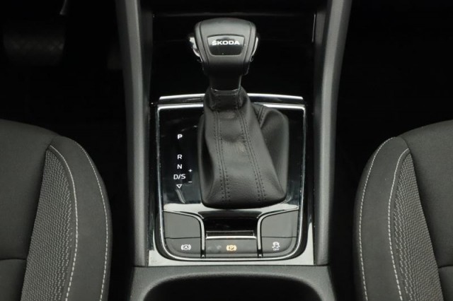 Škoda Karoq  1.5 TSI 