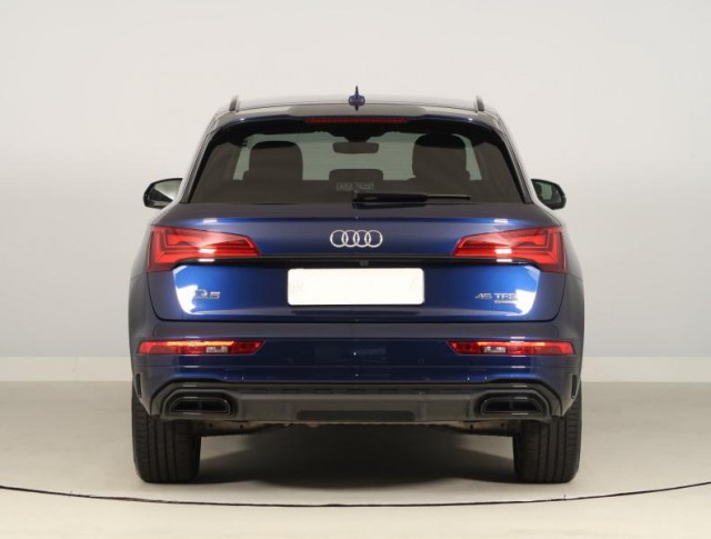 Audi Q5  45 TFSI S line