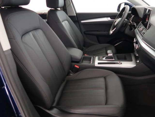Audi Q5  45 TFSI S line