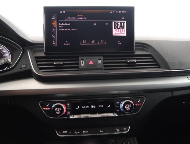 Audi Q5  45 TFSI S line