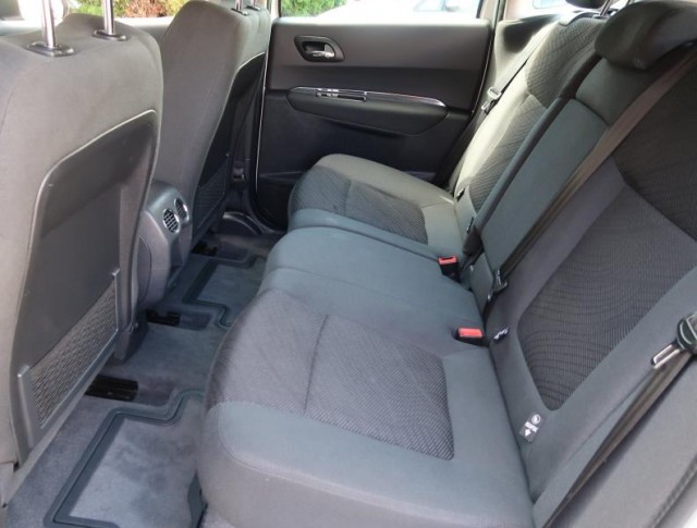 Peugeot 3008  1.2 PureTech 