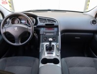Peugeot 3008  1.2 PureTech 