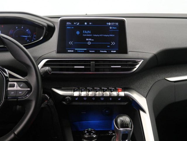 Peugeot 3008  1.5 BlueHDi 