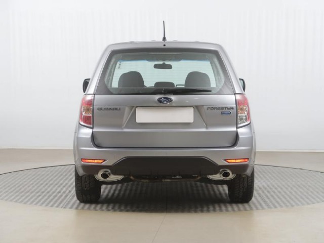 Subaru Forester  2.0 d 