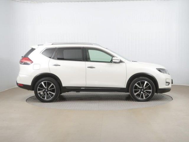 Nissan X-Trail  2.0 dCi 
