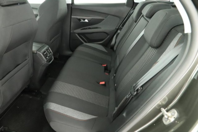 Peugeot 3008  1.2 PureTech 