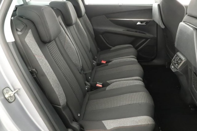 Peugeot 5008  1.6 BlueHDi Active