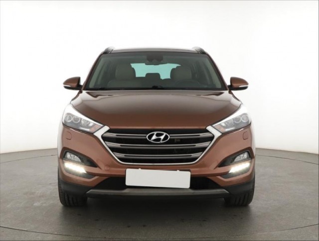 Hyundai Tucson  2.0 CRDi 