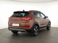 Hyundai Tucson  2.0 CRDi 