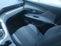 Peugeot 3008  1.5 BlueHDi 