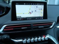 Peugeot 3008  1.5 BlueHDi Allure