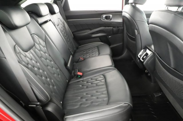 Kia Sorento  2.2 CRDi 