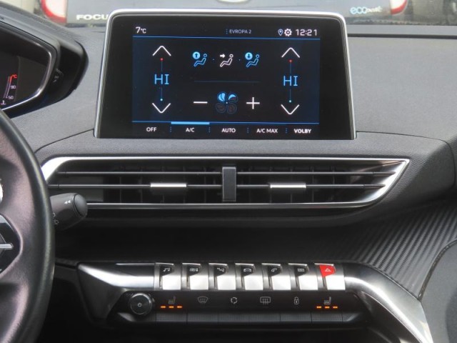 Peugeot 5008  PureTech 130 