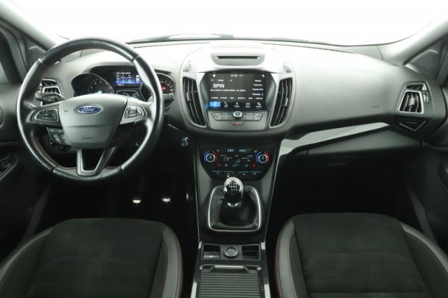 Ford Kuga  1.5 EcoBoost ST-Line