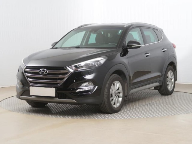 Hyundai Tucson  2.0 CRDi 