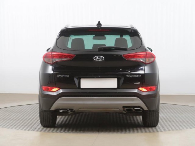 Hyundai Tucson  2.0 CRDi 