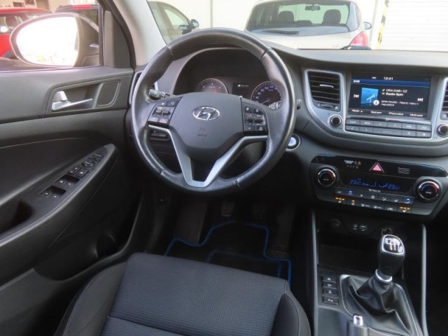 Hyundai Tucson  2.0 CRDi 