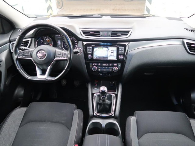 Nissan Qashqai  1.2 DIG-T Tekna