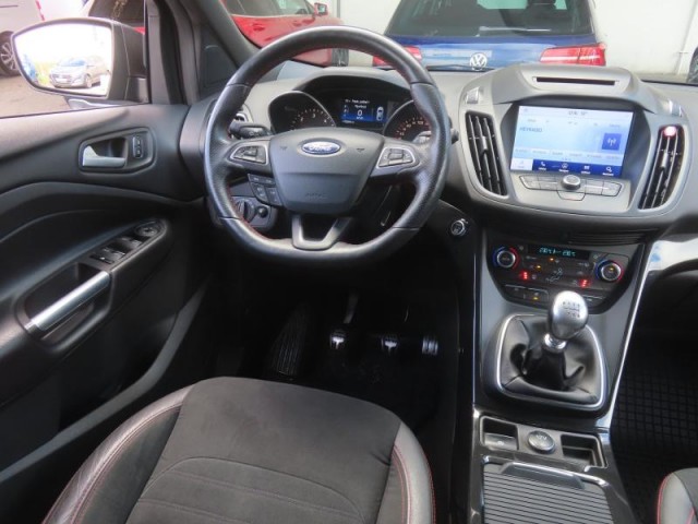 Ford Kuga  2.0 TDCi ST-Line