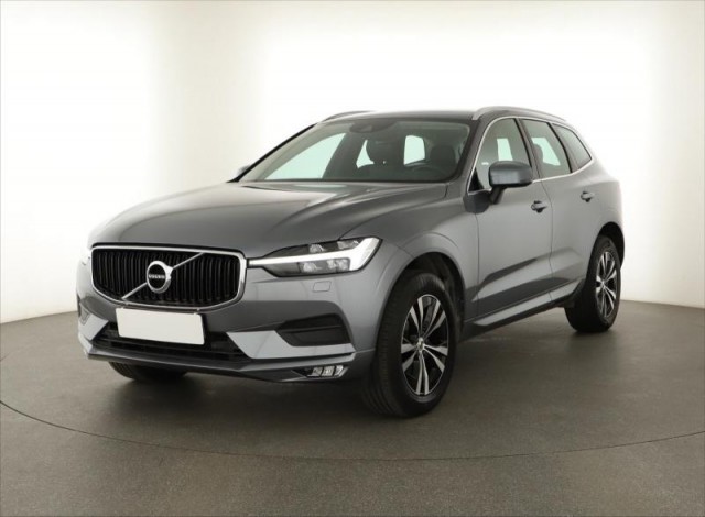 Volvo XC60  B4 AWD Momentum