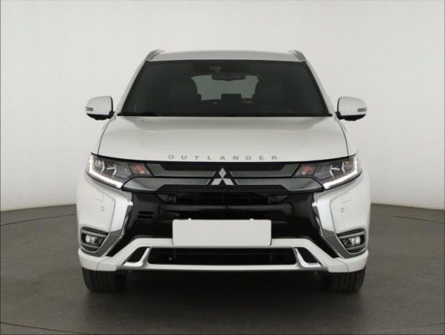Mitsubishi Outlander  2.4 PHEV 