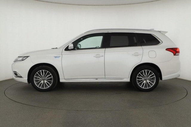 Mitsubishi Outlander  2.4 PHEV 