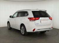 Mitsubishi Outlander  2.4 PHEV 