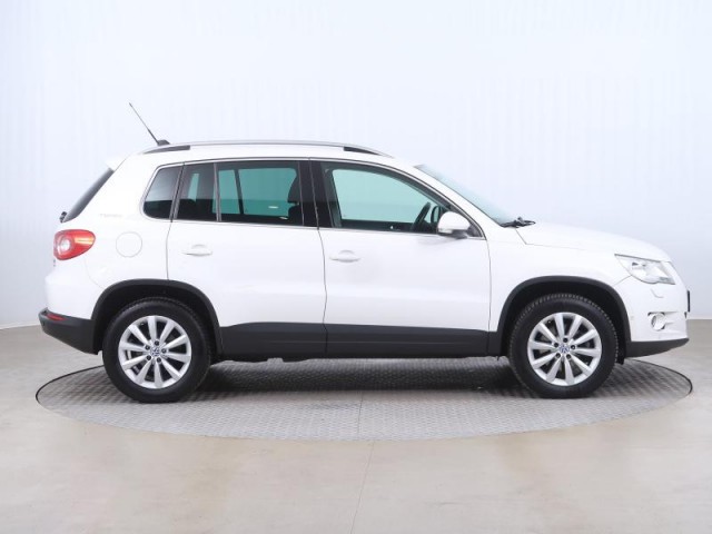 Volkswagen Tiguan  2.0 TDI 