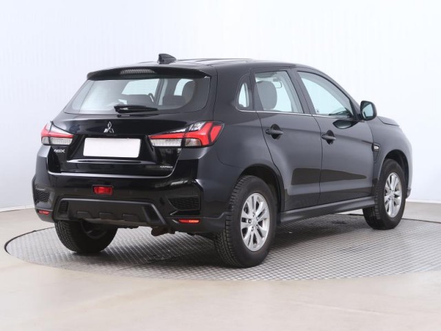 Mitsubishi ASX  2.0 MIVEC 