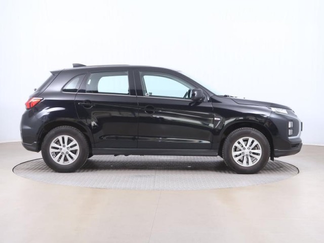 Mitsubishi ASX  2.0 MIVEC 