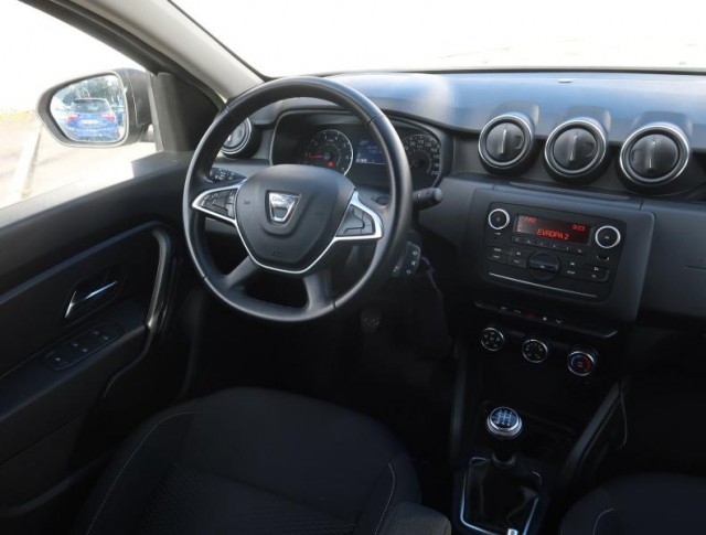 Dacia Duster  1.6 SCe Essential