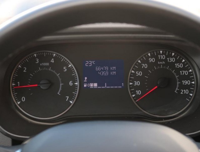 Dacia Duster  1.6 SCe Essential