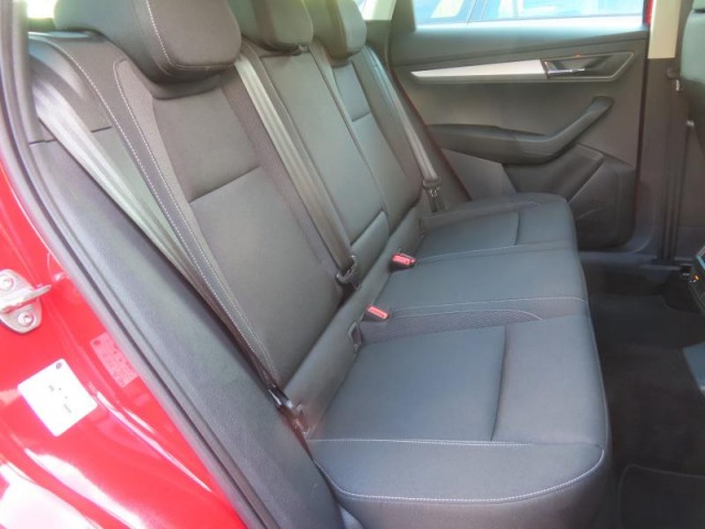 Škoda Karoq  1.0 TSI Drive