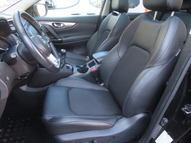 Nissan Qashqai  1.6 DIG-T 